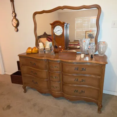 Sale Photo Thumbnail #108