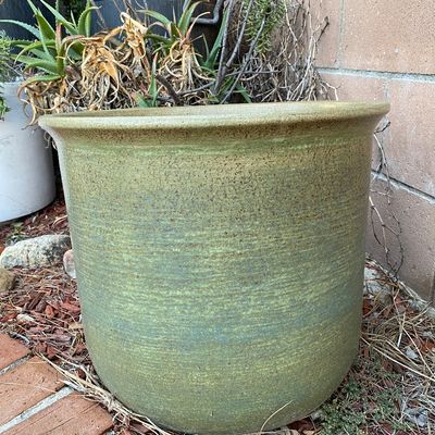 Sale Photo Thumbnail #130: Vintage Ceramic Pot
