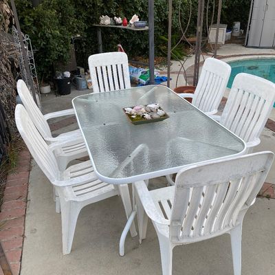Sale Photo Thumbnail #128: Outdoor Patio Table with 6 Chairs