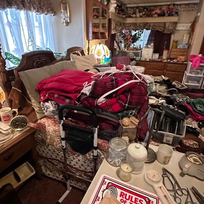 Sale Photo Thumbnail #337
