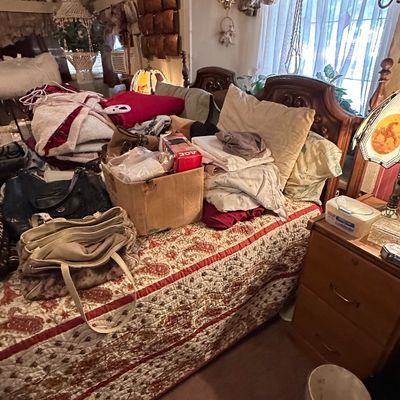 Sale Photo Thumbnail #323