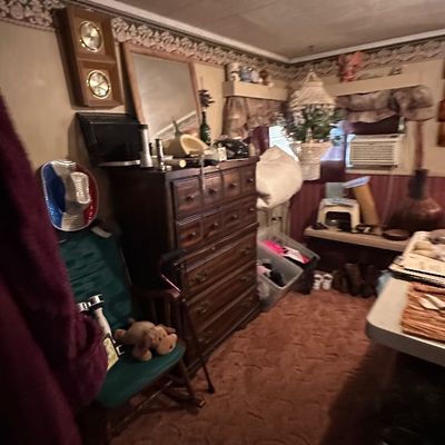 Sale Photo Thumbnail #343