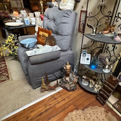 Sale Photo Thumbnail #297