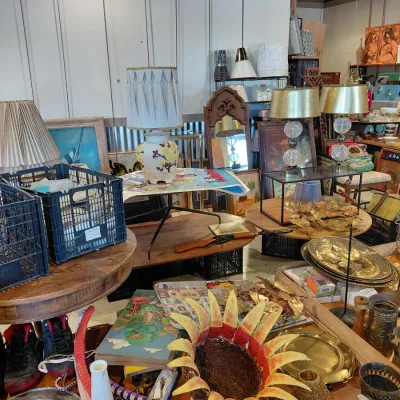 Estate sale photo