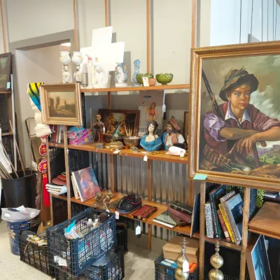 Estate sale photo