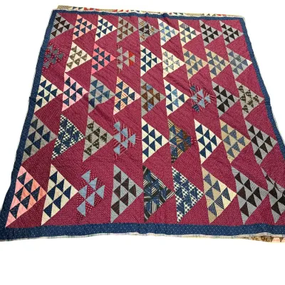 Sale Photo Thumbnail #275: PAIR OF ANTIQUE AMERICAN HAND-PIECED PATCHWORK QUILTS