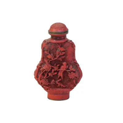 Sale Photo Thumbnail #162: CHINESE CARVED CINNABAR SNUFF BOTTLE