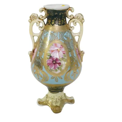 Sale Photo Thumbnail #43: ANTIQUE JAPANESE HAND PAINTED PORCELAIN VASE