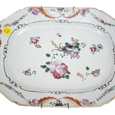 Sale Photo Thumbnail #188: 18th c CHINESE EXPORT PORCELAIN PLATTER