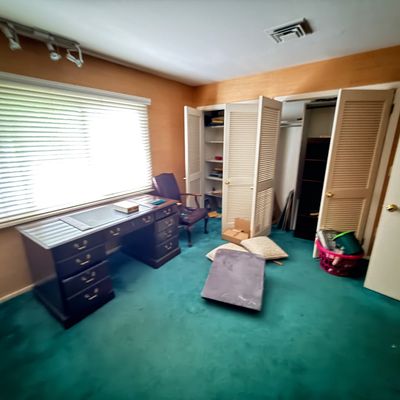 Sale Photo Thumbnail #26