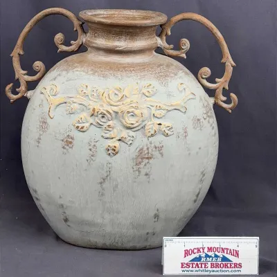 Sale Photo Thumbnail #145