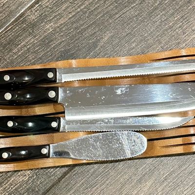 Sale Photo Thumbnail #17: Cutco knife set