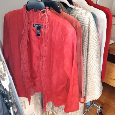 Sale Photo Thumbnail #153