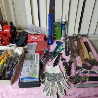 Estate sale photo