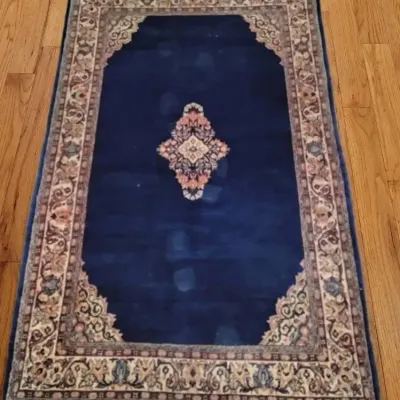 Persian-style Medallion Area Rug