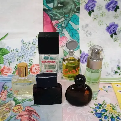 Vintage Handkerchiefs & Cologne Samples