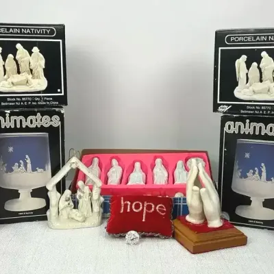 Christmas Nativity Figurines, Praying Hands, Animates Votive Holders & Window Candles