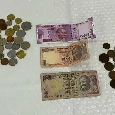 World Coins, Indian Rupee Notes & Consumers Tax Tokens