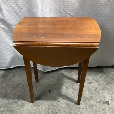 Drop Leaf Oval Side Table, Pembroke Style Wood End Table