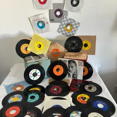 Jukebox Madness-Over 100 Records 45 RPM