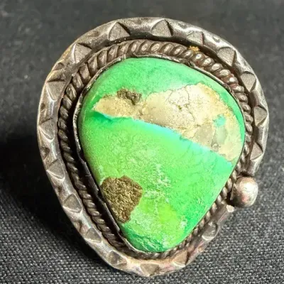 Vintage Native American sterling silver ring turquoise