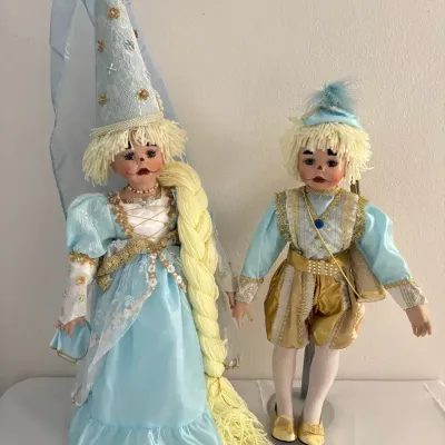 Porcelain Dolls - Rapunzel And Prince
