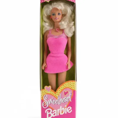 Sweetheart Barbie 1998 Mattel #18608 New in Box Pink Valentine Dress (Reserve $5)
