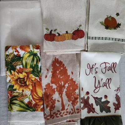 Square Tablecloth Plus 5 Fall Kitchen Towels 