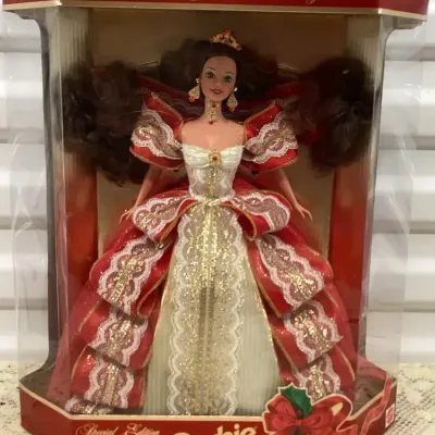 Barbie Happy Holidays (1991) – Special Edition Collector Doll (Reserve $15)