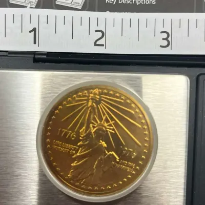 Sale Photo Thumbnail #77: 1.5" American Revolution Bicentennial 1776-1976 Statue of Liberty Commemorative Medal