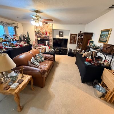 Sale Photo Thumbnail #157