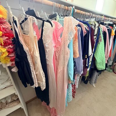 Sale Photo Thumbnail #178