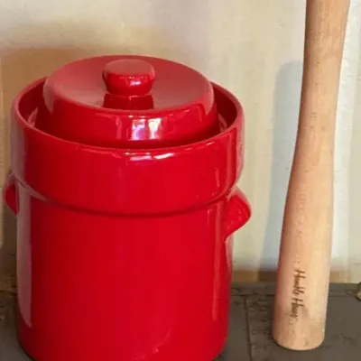 Humble House Sauerkraut Fermentation Crock & Pounder