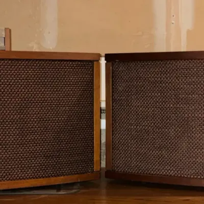 1970’s Bose Speakers 901 Series III & Equalizer W/ Original Paperwork