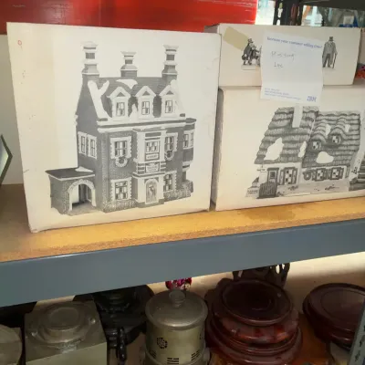 Sale Photo Thumbnail #142