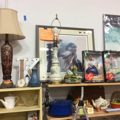 Estate sale photo