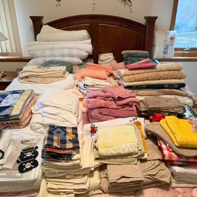 Sale Photo Thumbnail #195