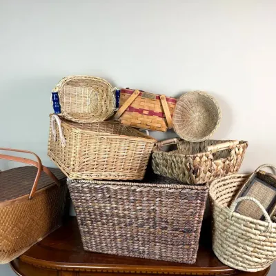Longaberger 1992 Season’s Greetings Christmas Basket & Woven Basket Lot