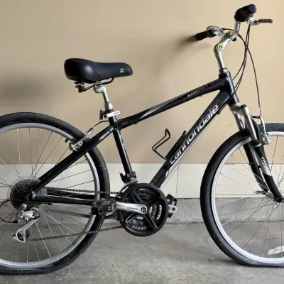 Cannondale Comfort Hybrid Bicycle – Medium Aluminum Frame, 26” Wheels, Shimano 24-Speed