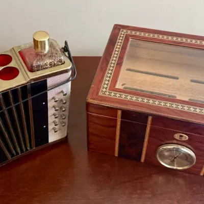 Vintage Accordion Musical Bar Set with Glass Decanters & Supreme Wood Cigar Humidor