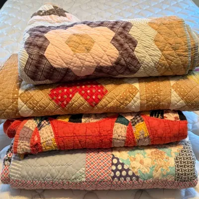 Vintage Handmade Quilt Collection – Patchwork, Floral & Wedding Ring Patterns – 4 Quilts