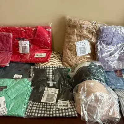 Large Amazon Women’s Clothing Lot – New Packaged Apparel Plus Size 3X–5X Petite Tops Pants
