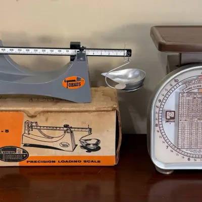 Vintage Lyman Ohaus D-5 Precision Reloading Scale w/ Original Box and 1981 Pelouze Postal Scale