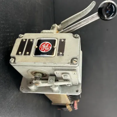 General Electric IC3012 Master Switch