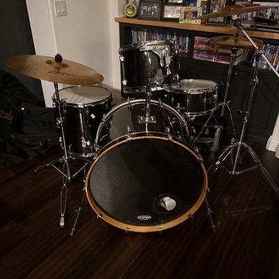 Sale Photo Thumbnail #22: Complete four piece drums set with Yamaha hardware $800