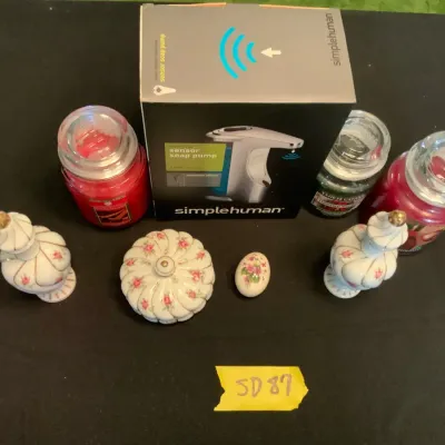 Floral Porcelain Décor, Candles & Simplehuman Sensor Soap Pump