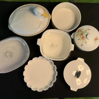 Vintage Ceramic & Glass Bakeware Collection – 7 Pieces
