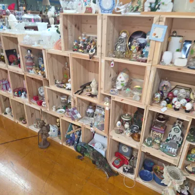 Sale Photo Thumbnail #33