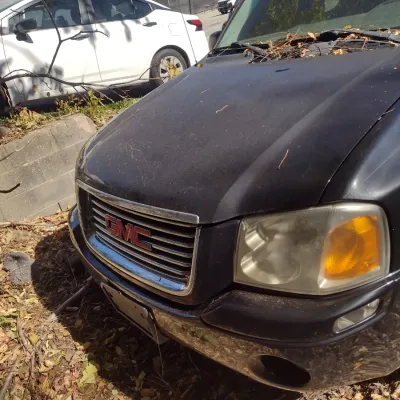 Sale Photo Thumbnail #51: 2008 GMC Envoy SUV This is a cash, cashier's check or wire transfer purchase only.  Sold as is with no warranty or guarantees.  Vehicle has exterior minor damage and some paint issues.  Interior will need detailing.  Passanger window electric motor needs 