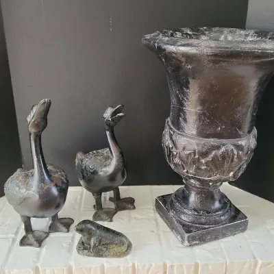 3 Heavy Metal Animals & Outdoor Urn